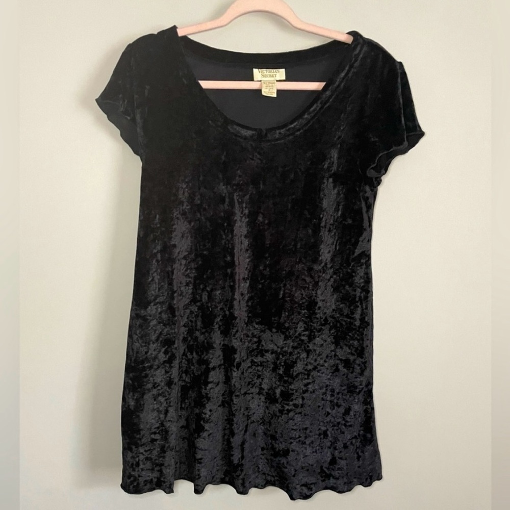 Crushed Velvet Black Sleep Shirt
